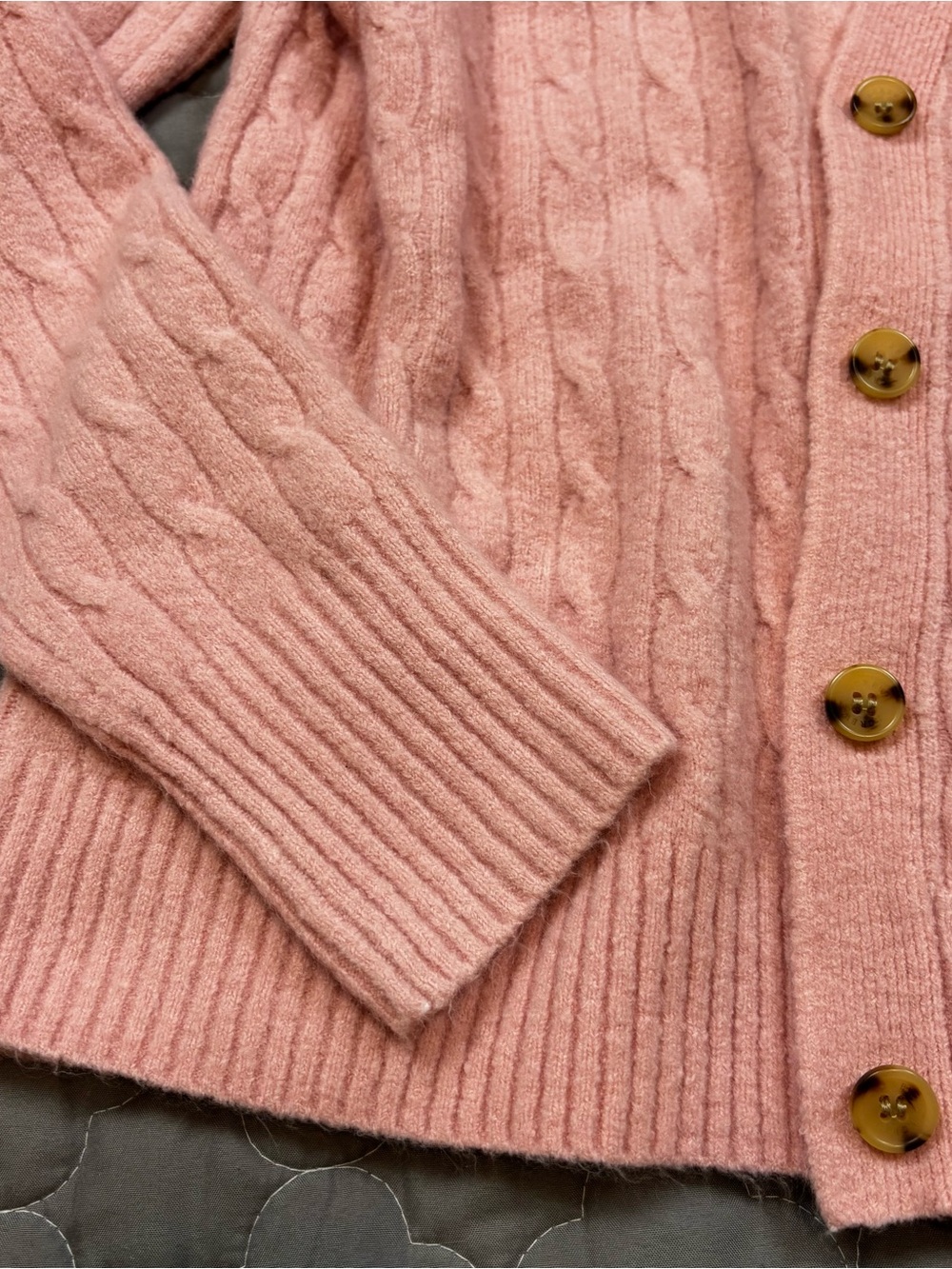 J. Crew Baby Pink Super Soft Cable-Knit V‑Neck Cardigan Size M - Picture 3 of 8